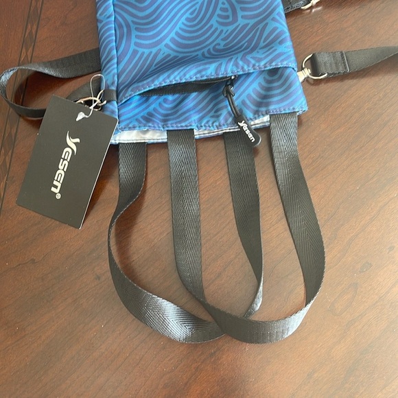 Blue Water Bottle Tote Bag with Adjustable Strap and Zipper Closure - Picture 6 of 7